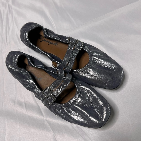 Free People Gemini Ballet Flats Mary Jane Metallic, size 8 - Picture 1 of 11